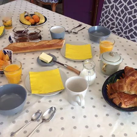 Les Arums De فندق مبيت وإفطار 3*