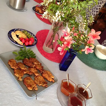 Les Arums De فندق مبيت وإفطار 3*