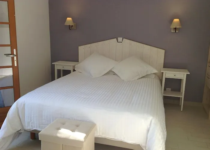 Bed and Breakfast Les Arums De Sanguinet